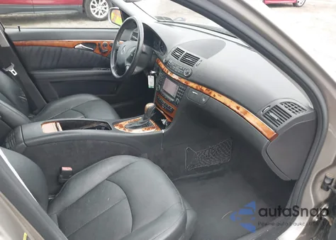 2006 Mercedes-Benz E 350 z USA, uszkodzony, nr VIN WDBUF56J56A901492